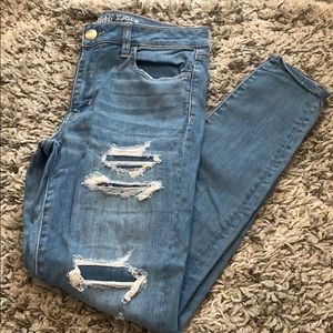 American Eagle High Rise Jeans